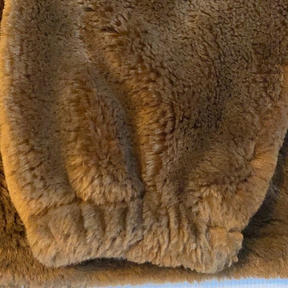 Coastlines woman’s Brown Faux Fur Jacket Size XL - Picture 10 of 12